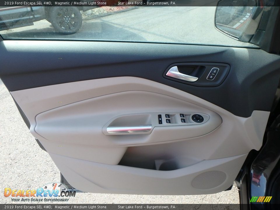 2019 Ford Escape SEL 4WD Magnetic / Medium Light Stone Photo #14
