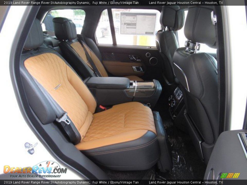 Rear Seat of 2019 Land Rover Range Rover SVAutobiography Dynamic Photo #19
