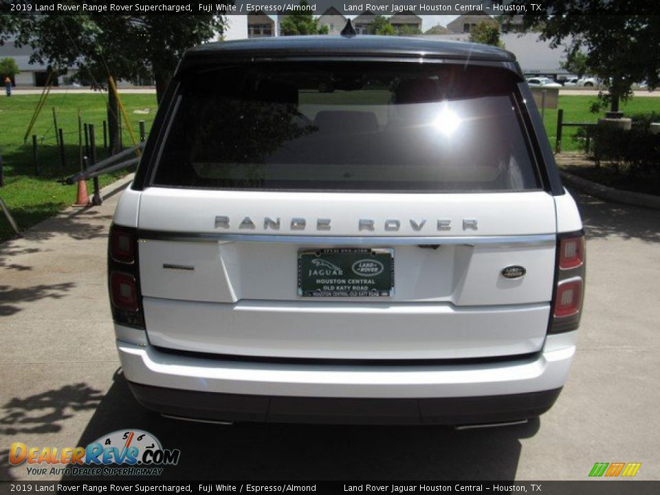 2019 Land Rover Range Rover Supercharged Fuji White / Espresso/Almond Photo #8