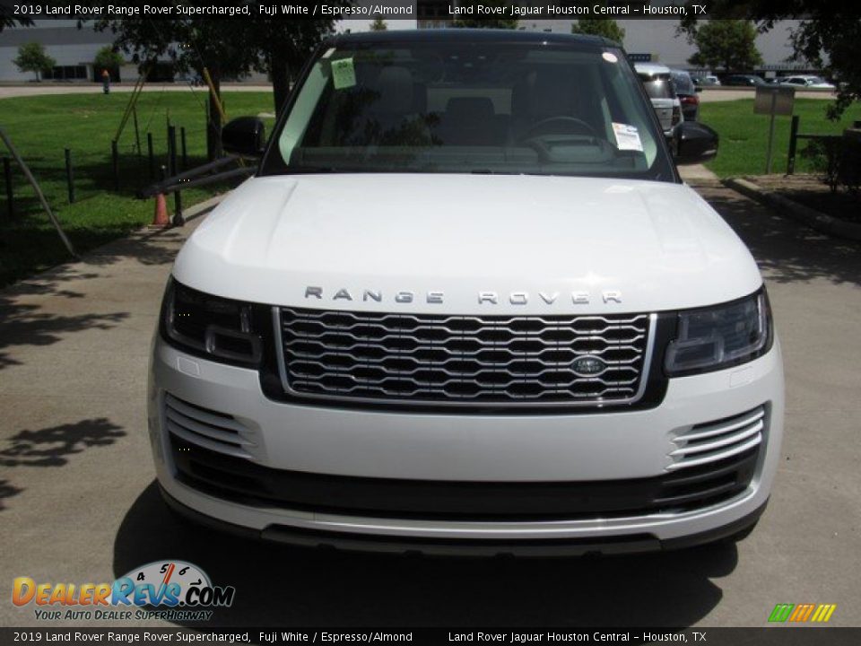 2019 Land Rover Range Rover Supercharged Fuji White / Espresso/Almond Photo #9