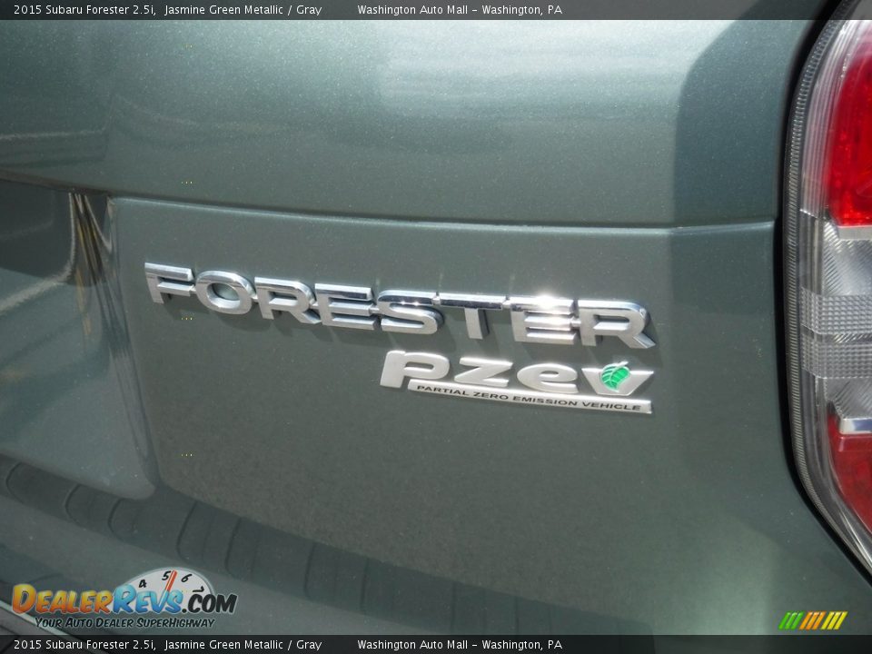 2015 Subaru Forester 2.5i Jasmine Green Metallic / Gray Photo #9