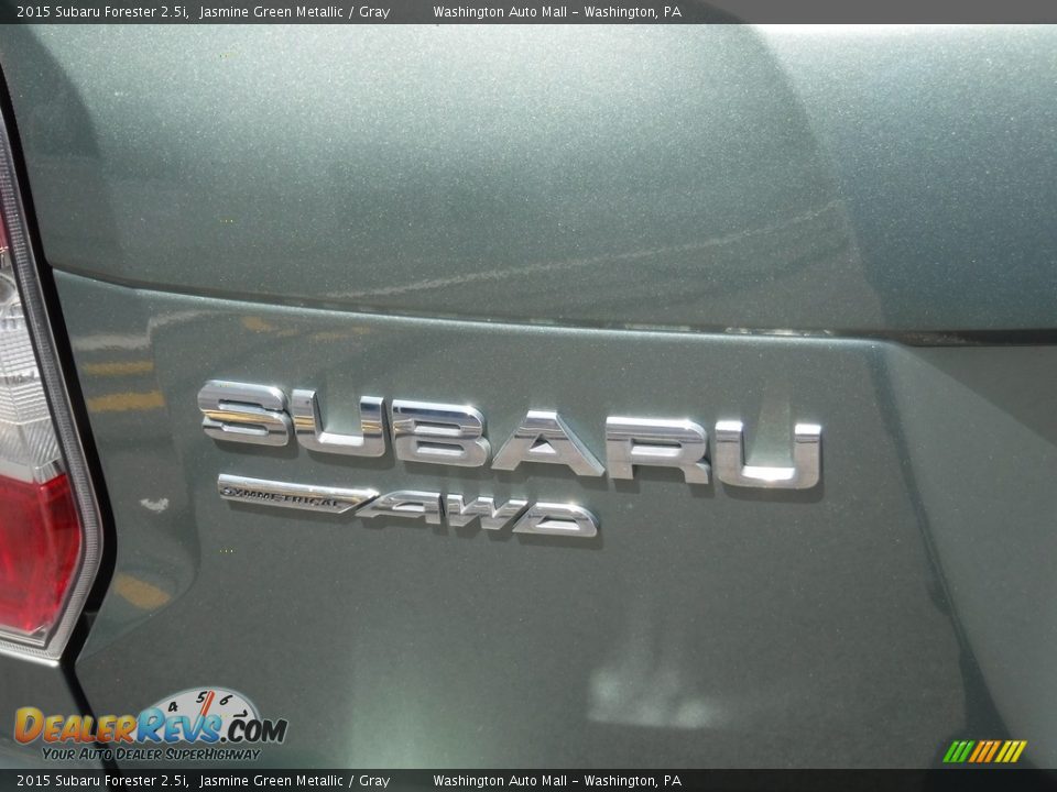2015 Subaru Forester 2.5i Jasmine Green Metallic / Gray Photo #10