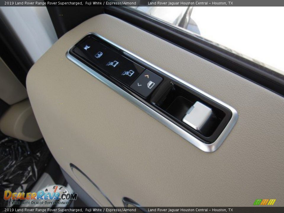2019 Land Rover Range Rover Supercharged Fuji White / Espresso/Almond Photo #24