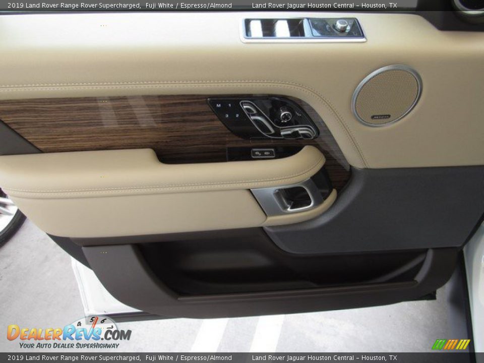 2019 Land Rover Range Rover Supercharged Fuji White / Espresso/Almond Photo #26