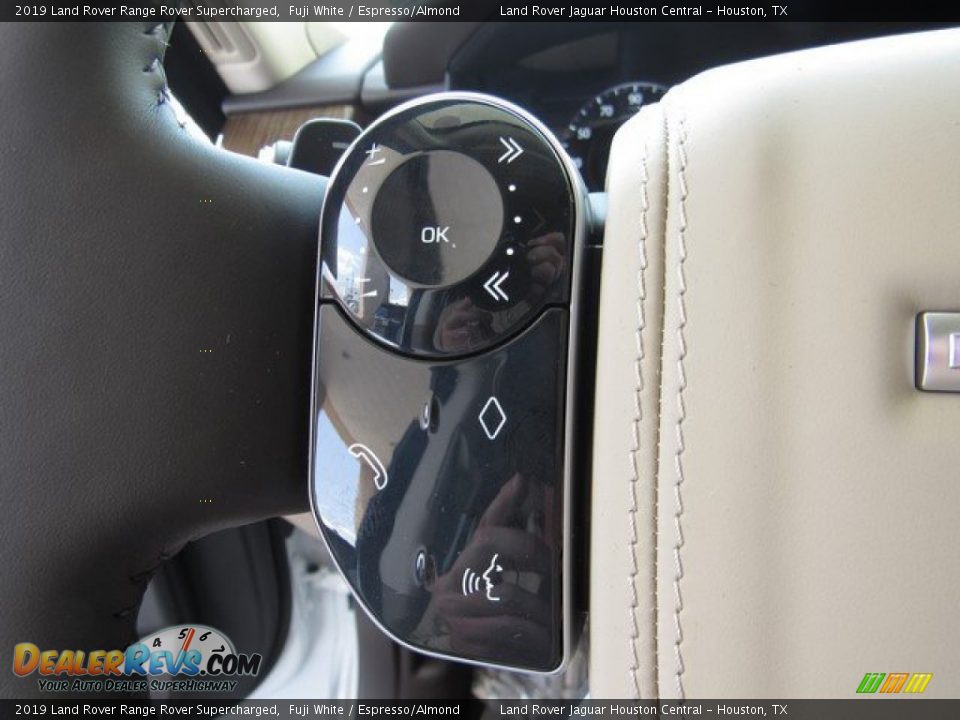 2019 Land Rover Range Rover Supercharged Fuji White / Espresso/Almond Photo #30