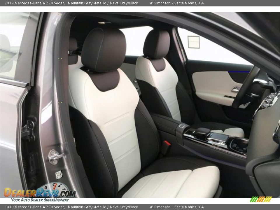 2019 Mercedes-Benz A 220 Sedan Mountain Grey Metallic / Neva Grey/Black Photo #5