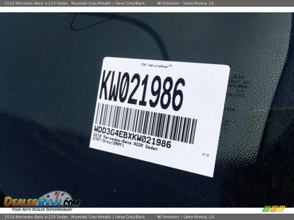 2019 Mercedes-Benz A 220 Sedan Mountain Grey Metallic / Neva Grey/Black Photo #11