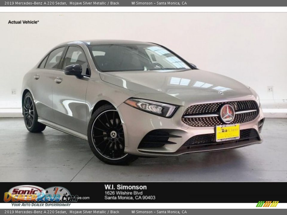 2019 Mercedes-Benz A 220 Sedan Mojave Silver Metallic / Black Photo #1