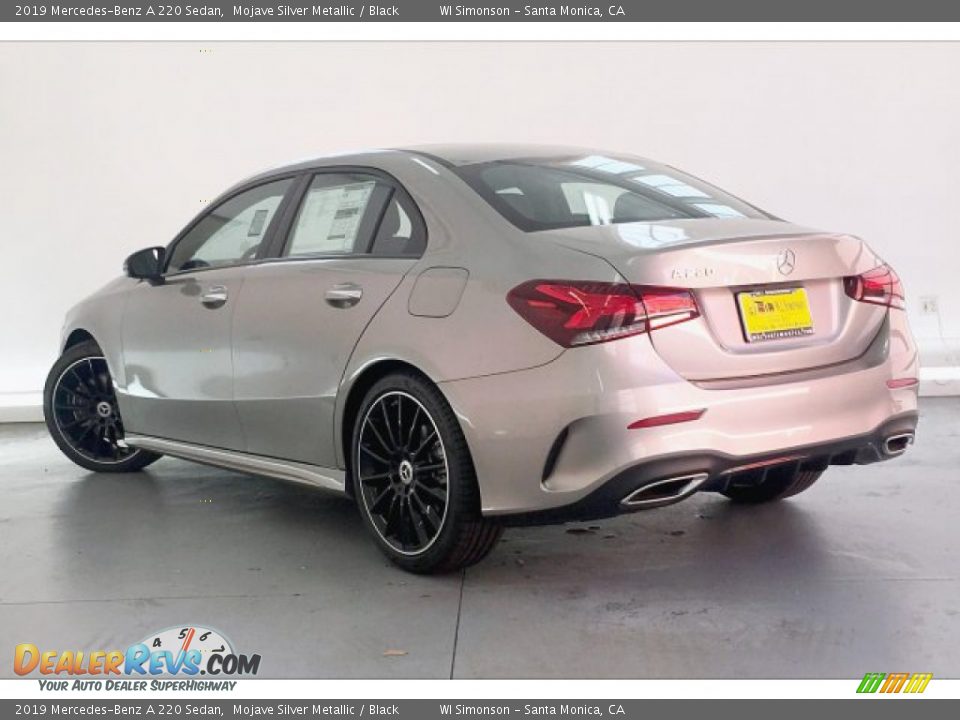 2019 Mercedes-Benz A 220 Sedan Mojave Silver Metallic / Black Photo #2