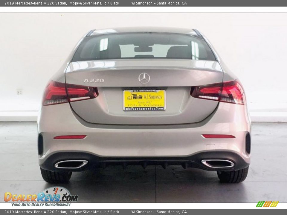 2019 Mercedes-Benz A 220 Sedan Mojave Silver Metallic / Black Photo #3