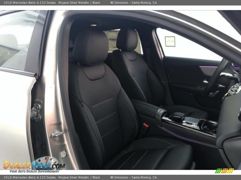 2019 Mercedes-Benz A 220 Sedan Mojave Silver Metallic / Black Photo #5