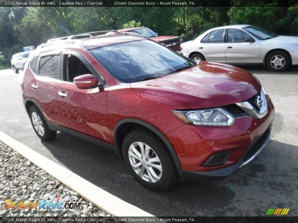 2015 Nissan Rogue SV AWD Cayenne Red / Charcoal Photo #6