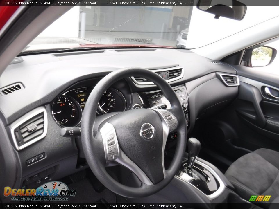 2015 Nissan Rogue SV AWD Cayenne Red / Charcoal Photo #12