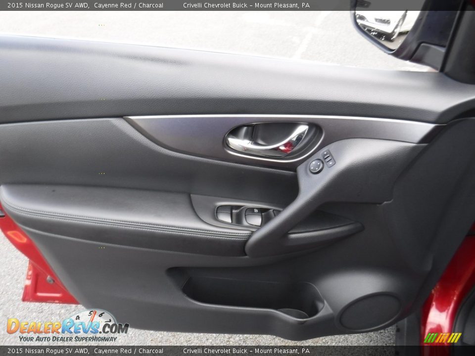2015 Nissan Rogue SV AWD Cayenne Red / Charcoal Photo #16