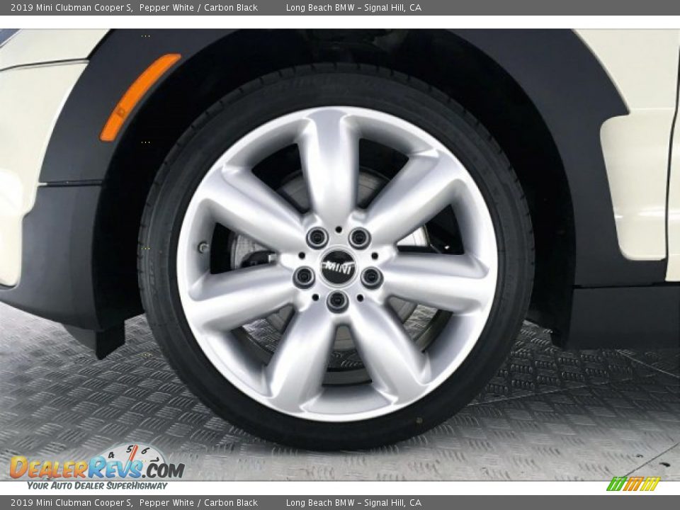 2019 Mini Clubman Cooper S Pepper White / Carbon Black Photo #8
