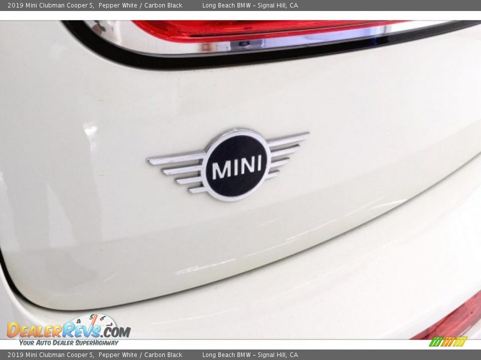 2019 Mini Clubman Cooper S Pepper White / Carbon Black Photo #23