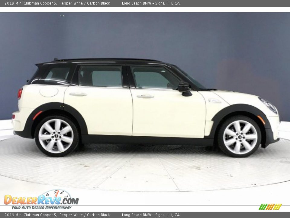 2019 Mini Clubman Cooper S Pepper White / Carbon Black Photo #31