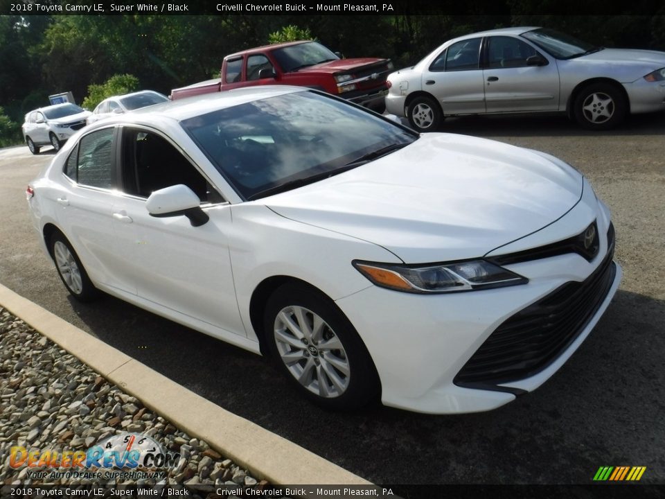 2018 Toyota Camry LE Super White / Black Photo #5