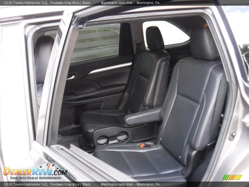 2016 Toyota Highlander XLE Predawn Gray Mica / Black Photo #21