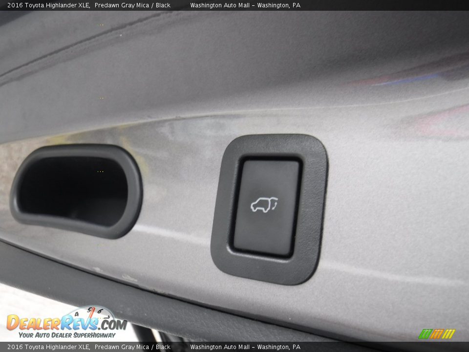 2016 Toyota Highlander XLE Predawn Gray Mica / Black Photo #24