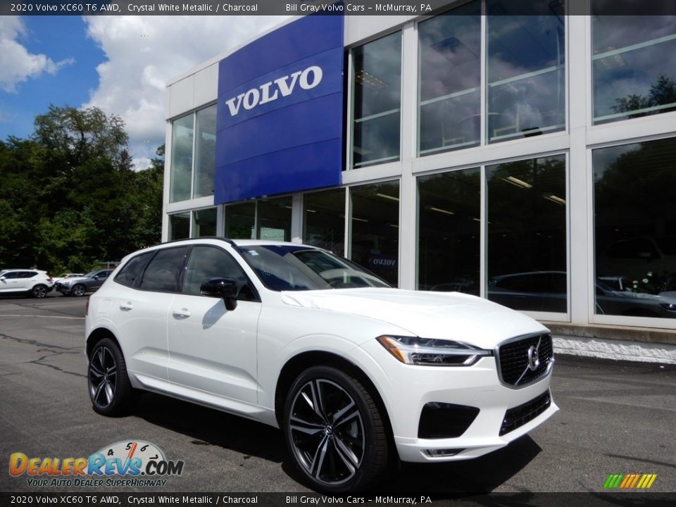 Front 3/4 View of 2020 Volvo XC60 T6 AWD Photo #1