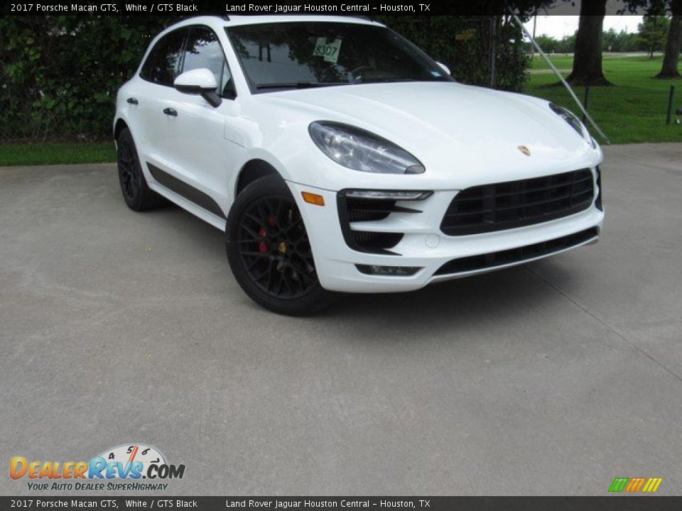 2017 Porsche Macan GTS White / GTS Black Photo #1