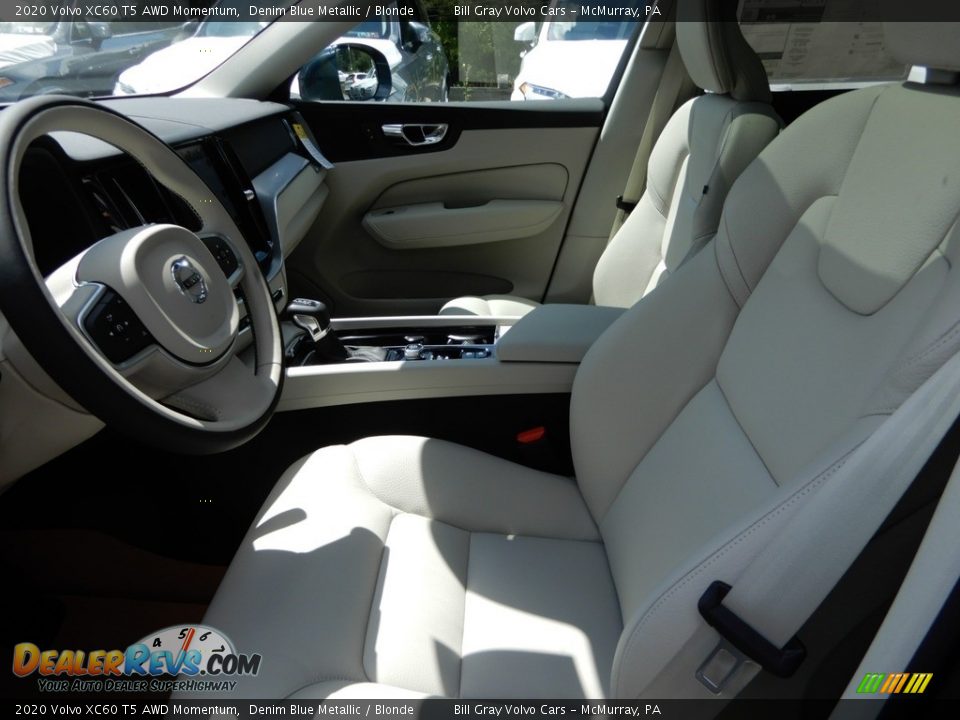 Front Seat of 2020 Volvo XC60 T5 AWD Momentum Photo #7