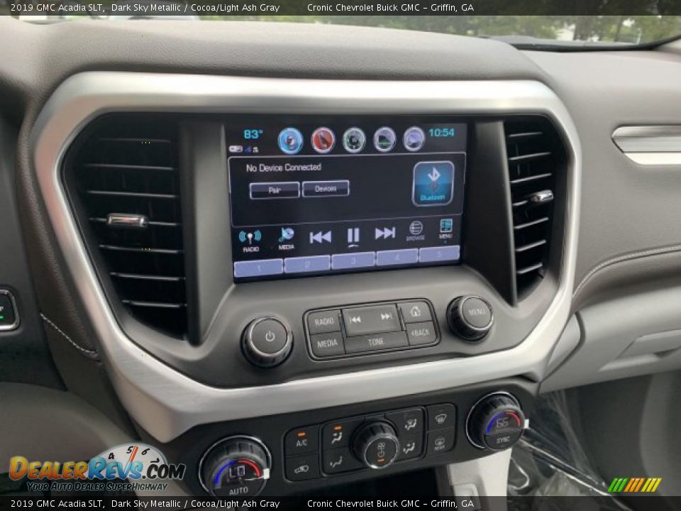 Controls of 2019 GMC Acadia SLT Photo #16