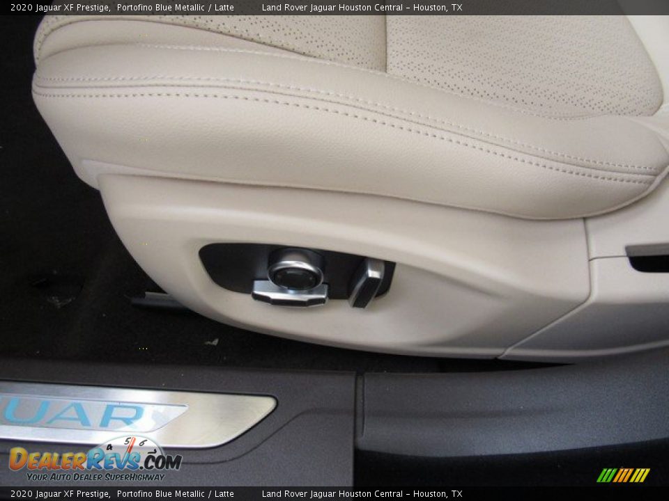 Front Seat of 2020 Jaguar XF Prestige Photo #25