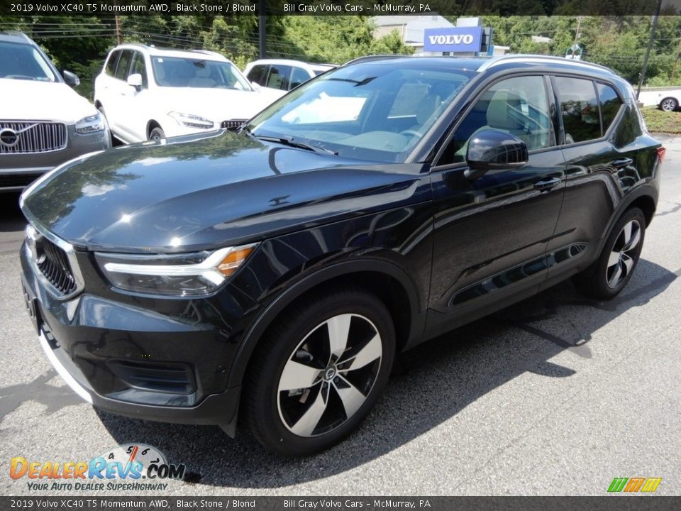 2019 Volvo XC40 T5 Momentum AWD Black Stone / Blond Photo #5