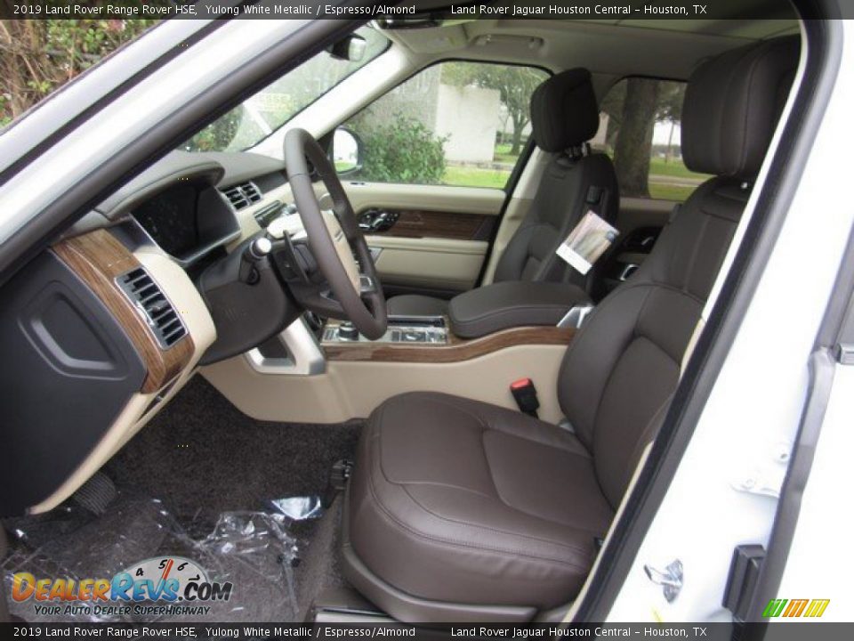 2019 Land Rover Range Rover HSE Yulong White Metallic / Espresso/Almond Photo #3