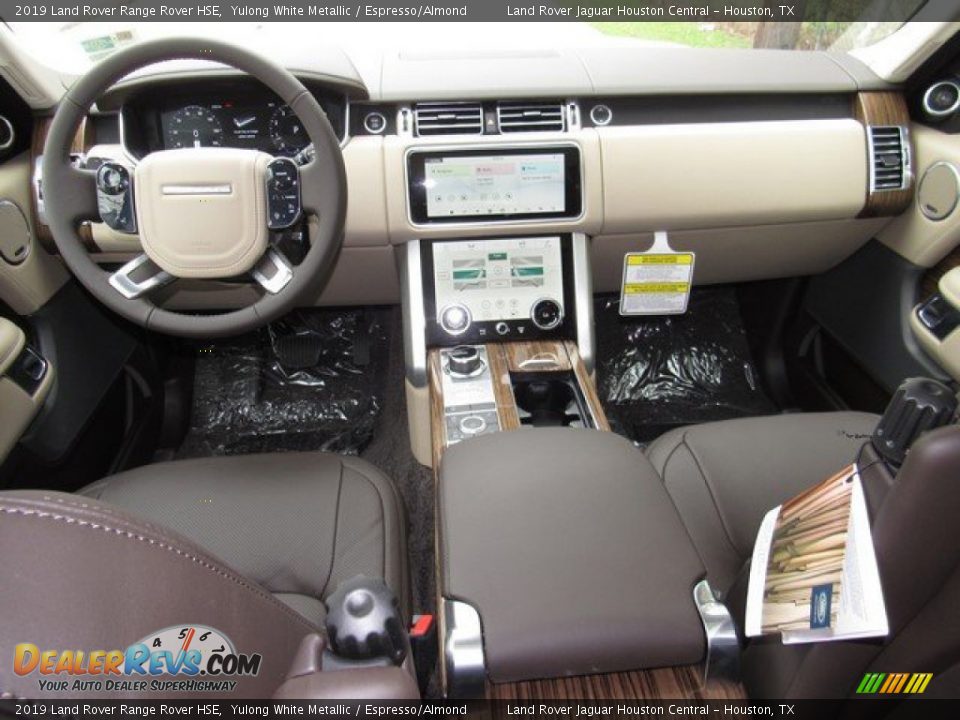 2019 Land Rover Range Rover HSE Yulong White Metallic / Espresso/Almond Photo #4