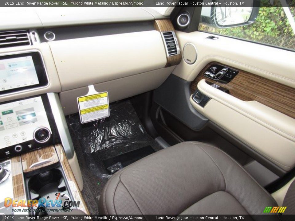 2019 Land Rover Range Rover HSE Yulong White Metallic / Espresso/Almond Photo #15