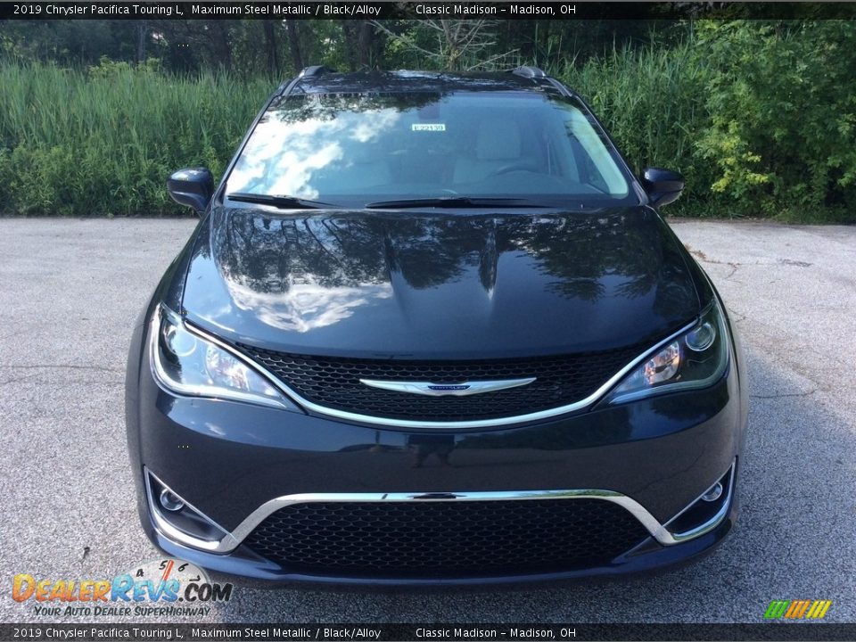 2019 Chrysler Pacifica Touring L Maximum Steel Metallic / Black/Alloy Photo #2