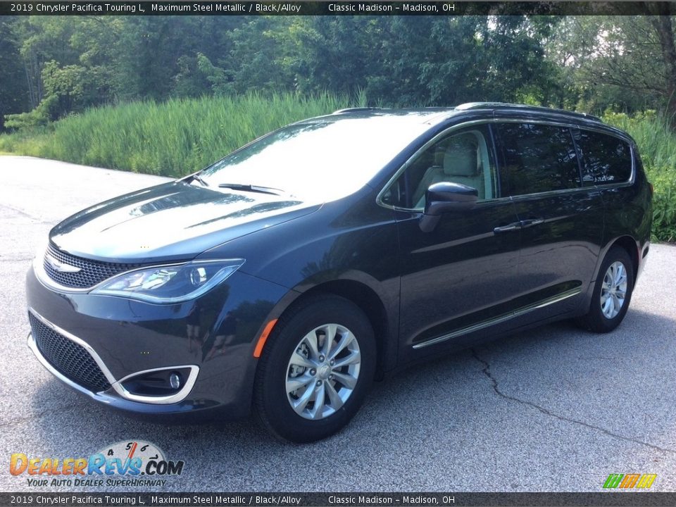 2019 Chrysler Pacifica Touring L Maximum Steel Metallic / Black/Alloy Photo #3