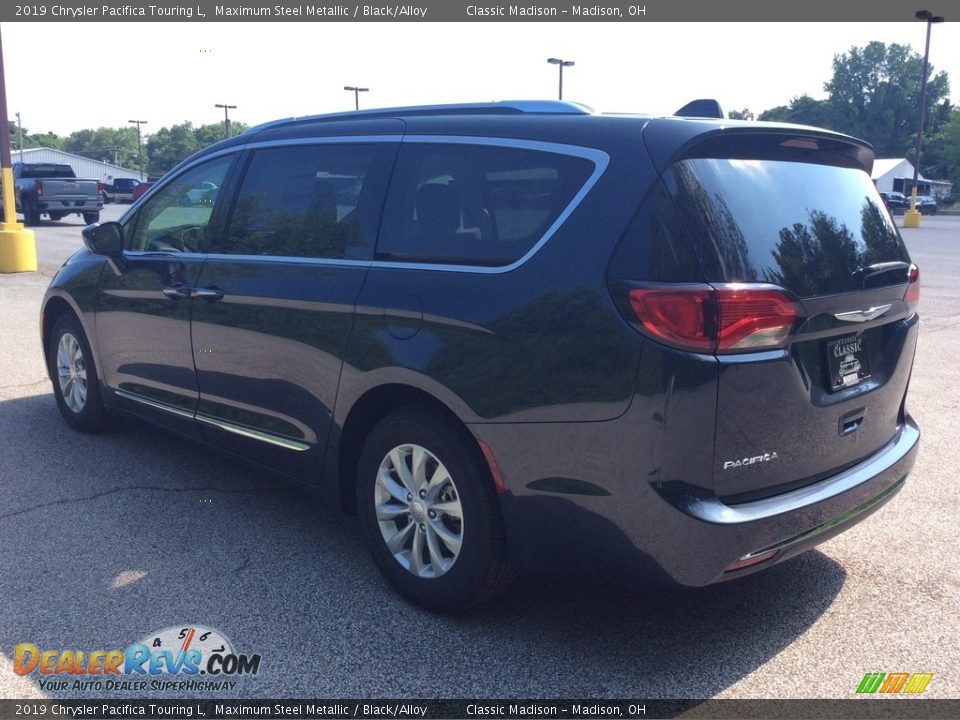 2019 Chrysler Pacifica Touring L Maximum Steel Metallic / Black/Alloy Photo #5