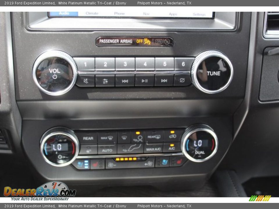 2019 Ford Expedition Limited White Platinum Metallic Tri-Coat / Ebony Photo #15