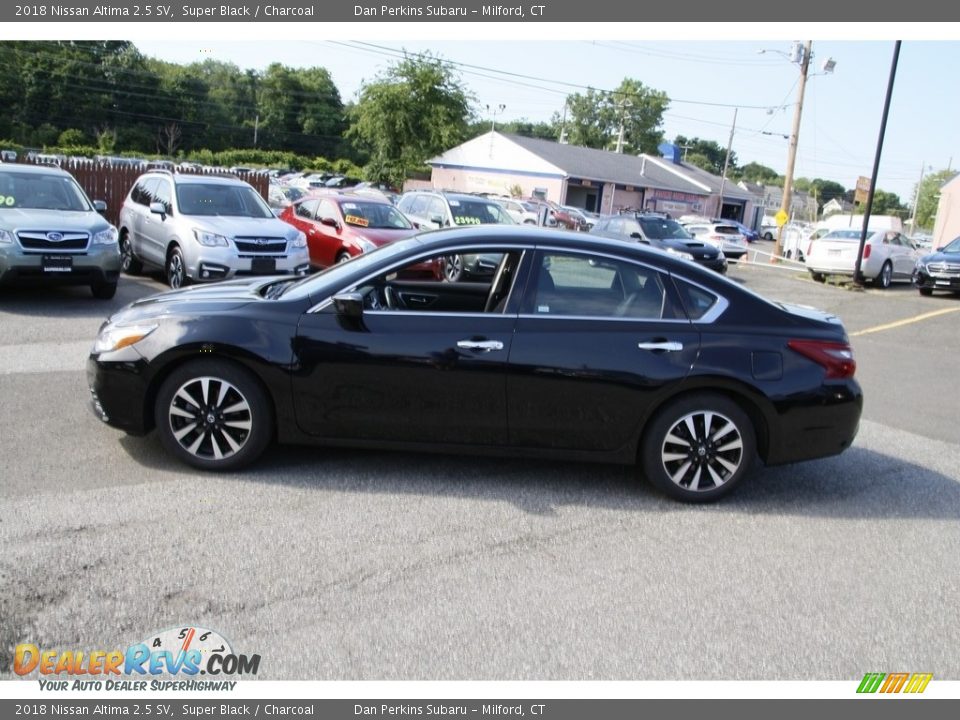 2018 Nissan Altima 2.5 SV Super Black / Charcoal Photo #8