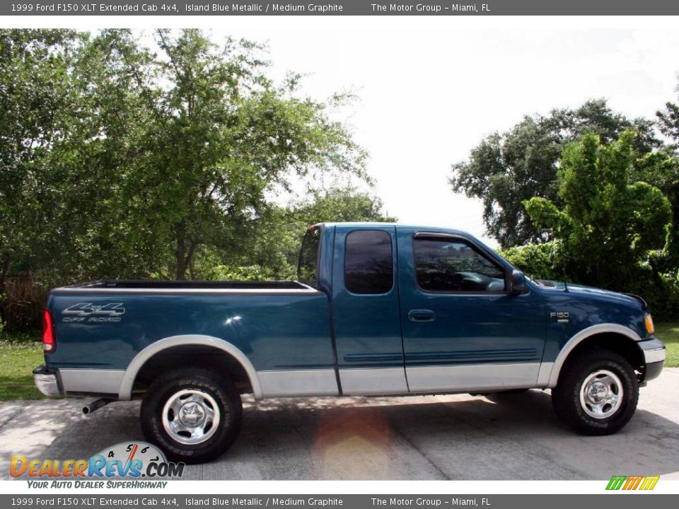 1999 Ford F150 XLT Extended Cab 4x4 Island Blue Metallic / Medium Graphite Photo #14