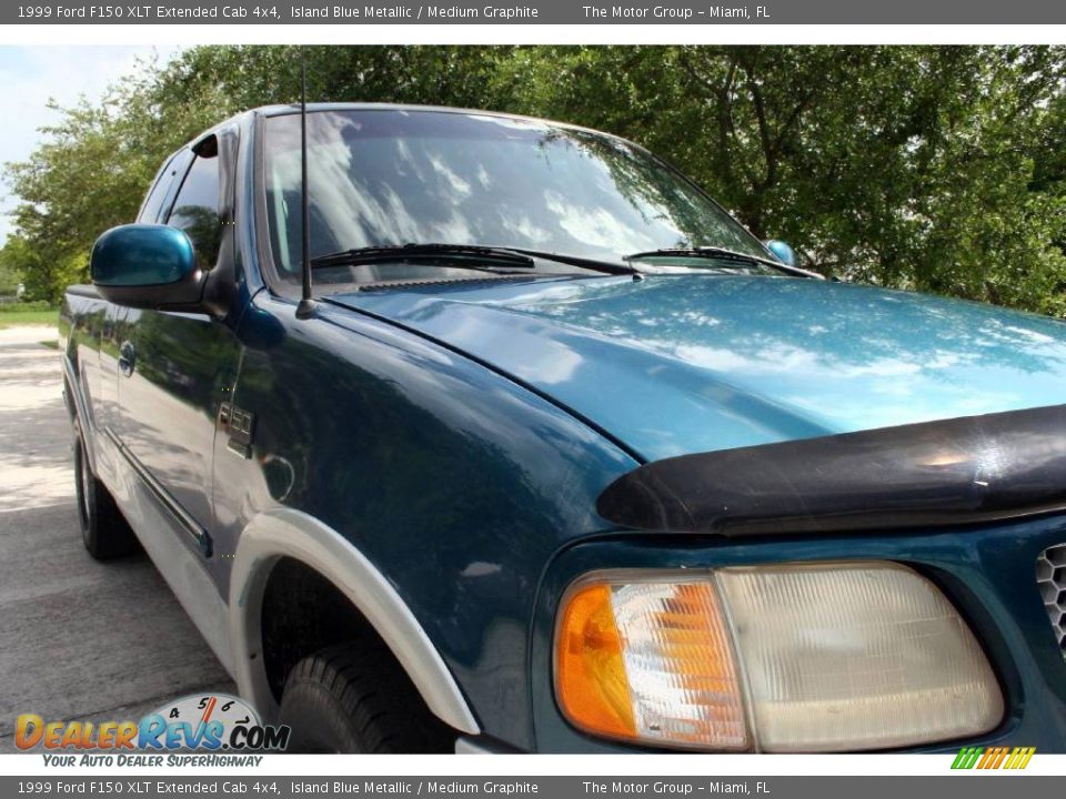 1999 Ford F150 XLT Extended Cab 4x4 Island Blue Metallic / Medium Graphite Photo #29