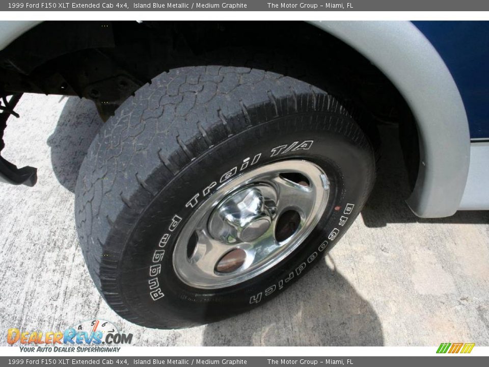 1999 Ford F150 XLT Extended Cab 4x4 Island Blue Metallic / Medium Graphite Photo #35