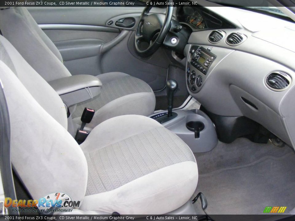 2001 Ford Focus ZX3 Coupe CD Silver Metallic / Medium Graphite Grey Photo #8