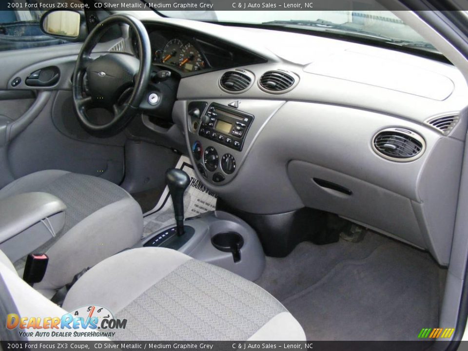 2001 Ford Focus ZX3 Coupe CD Silver Metallic / Medium Graphite Grey Photo #9