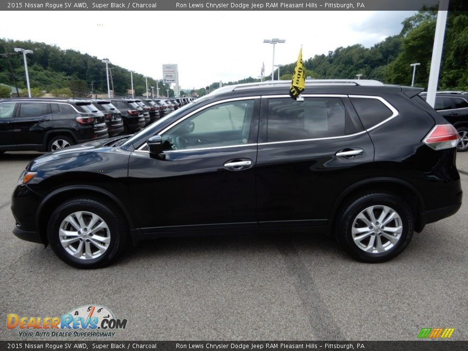 2015 Nissan Rogue SV AWD Super Black / Charcoal Photo #2