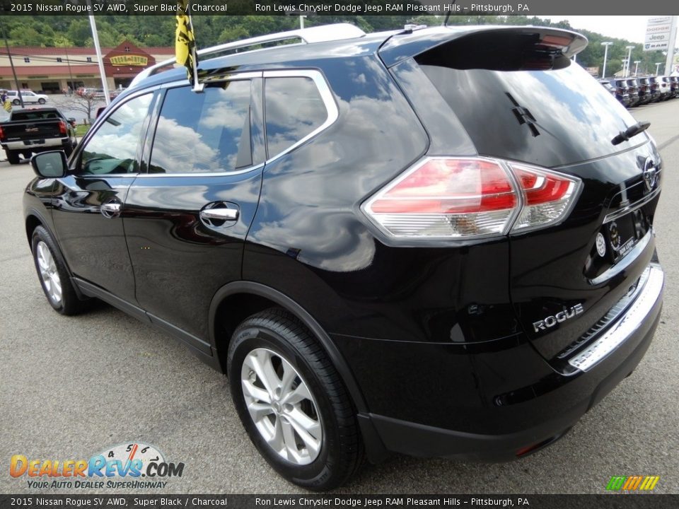 2015 Nissan Rogue SV AWD Super Black / Charcoal Photo #3