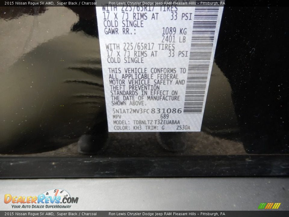 2015 Nissan Rogue SV AWD Super Black / Charcoal Photo #16