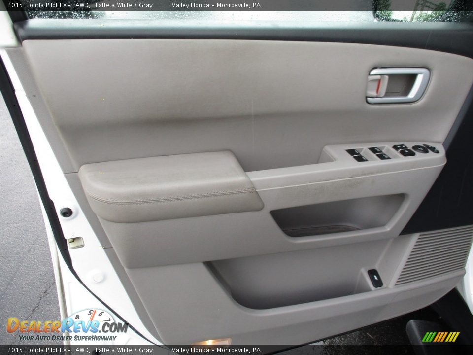 2015 Honda Pilot EX-L 4WD Taffeta White / Gray Photo #10