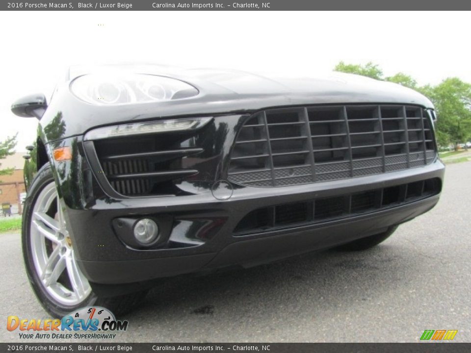 2016 Porsche Macan S Black / Luxor Beige Photo #1