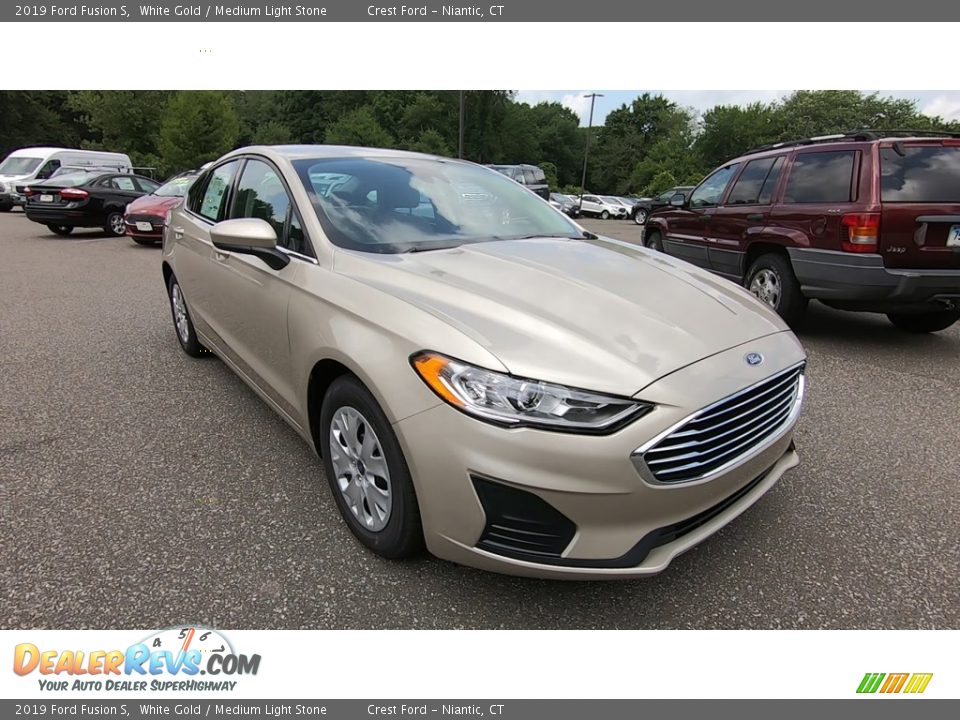 2019 Ford Fusion S White Gold / Medium Light Stone Photo #1