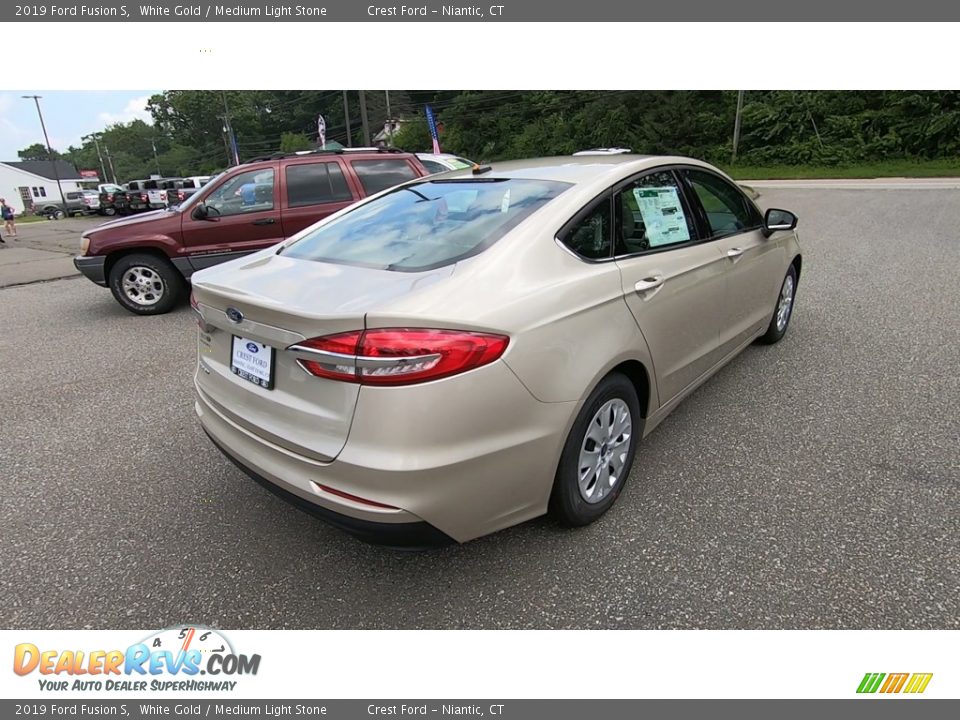 2019 Ford Fusion S White Gold / Medium Light Stone Photo #7